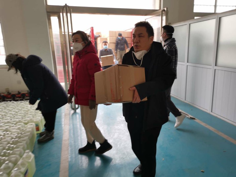 三源建设捐款捐物 助力濮阳市疫情防控工作